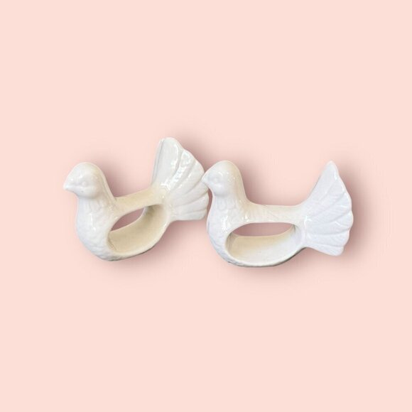 Vintage Shafford Design White Porcelain Dove Napkin Ring Holders Set of 2 - Picture 2 of 7
